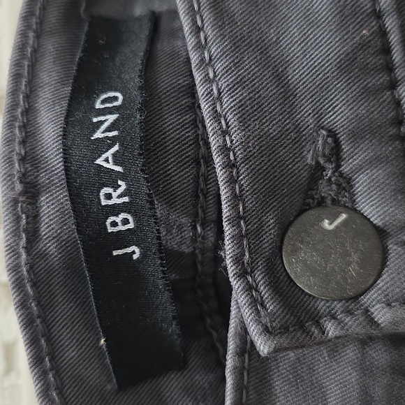 J  Brand Charcoal GRAYSON MILITARY SKINNY CARGO NWT 28 - Picture 2 of 8